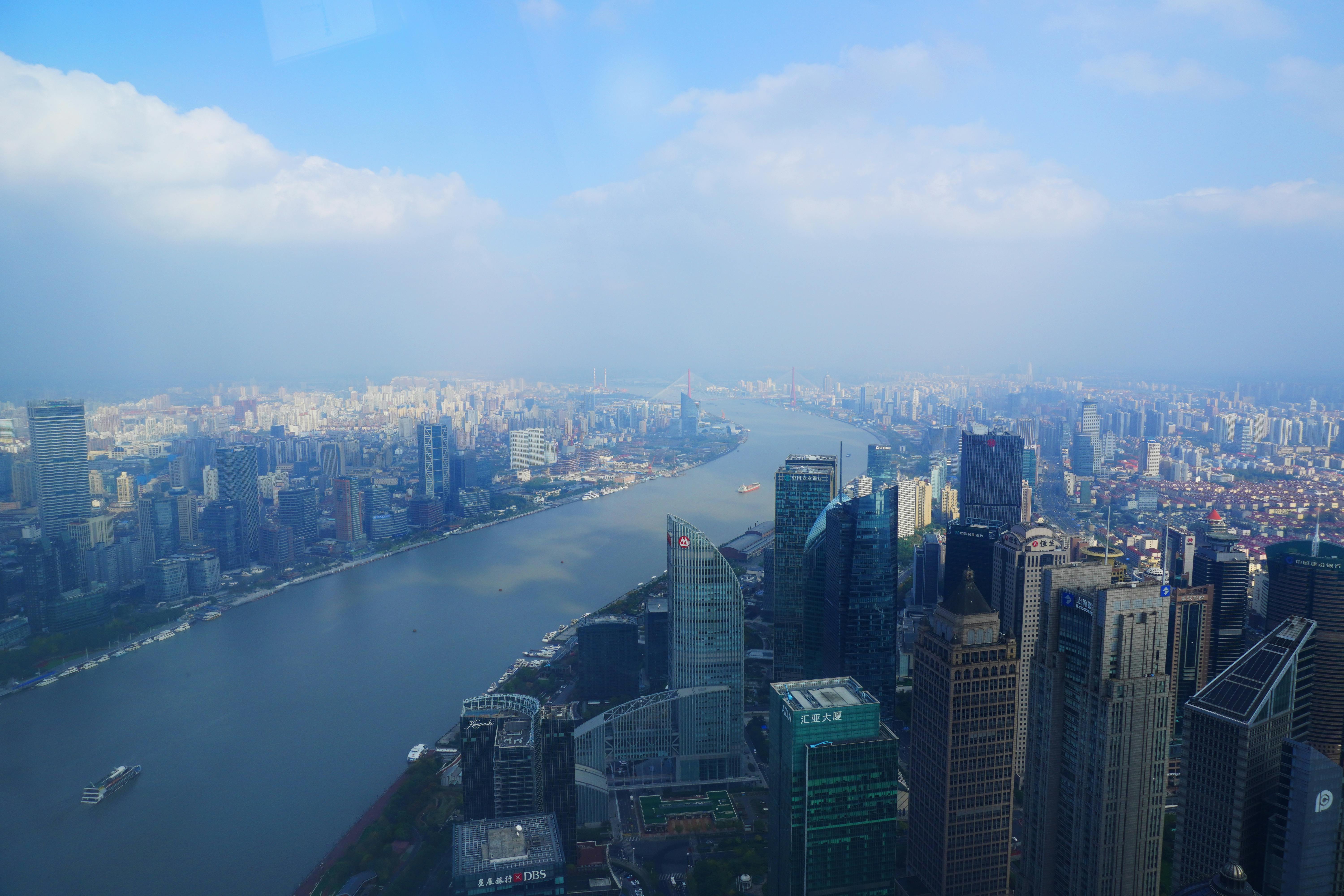 展臺(tái)設(shè)計(jì)的關(guān)鍵要素，從動(dòng)線(xiàn)到品牌形象