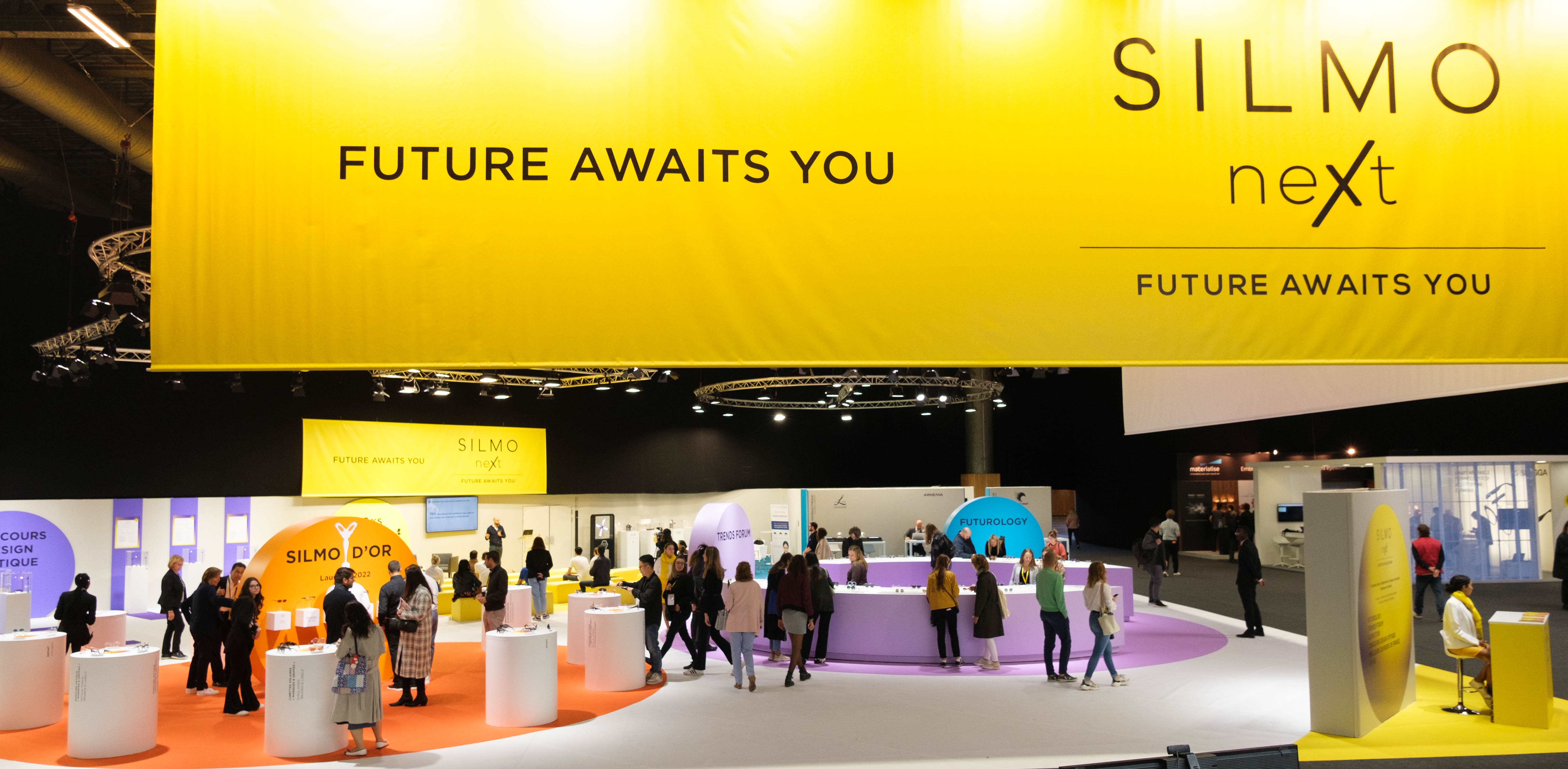 上海展臺設(shè)計，如何選擇合適的展覽會參展指南？